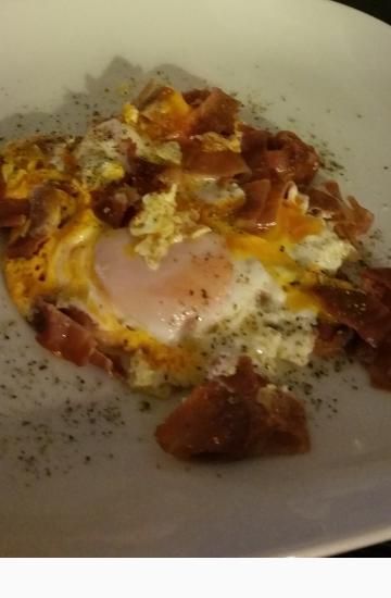 fried egg with ham